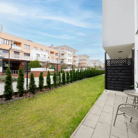 Rosa-Modern Studio 29M2 Ac, Netflix, Ps4, Pool, Sauna-2